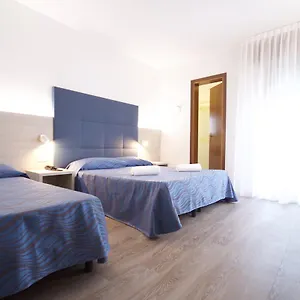 https://hotel-serenella.hotelslidodijesolo.com